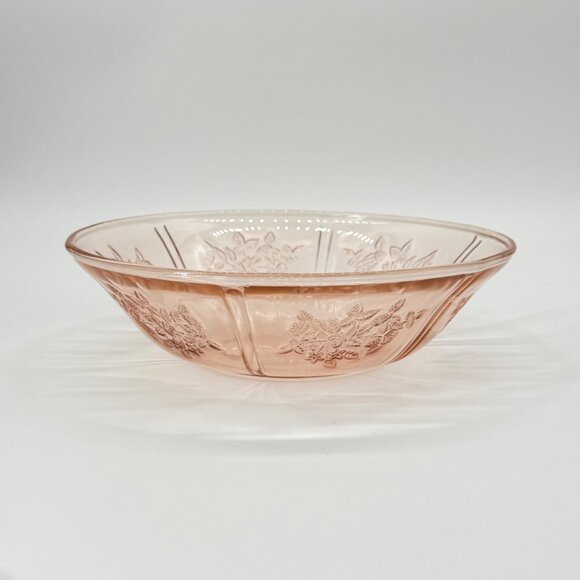 Federal Sharon/Cabbage Rose Pink Depression Glass Embossed Serving Bowl 8.5" - Picture 2 of 13